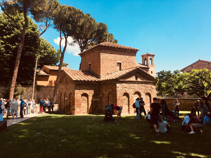 VDIG_Mausoleum_Galla_Placidia_Ravenna_2018_Petlusch